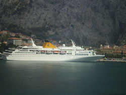 Luka Kotor - Costa Voyager
